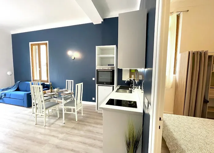 Le Venetia Apartment *